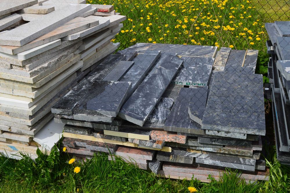 Ścinki płyt granitowych , płyty. 3cm 2cm różne wielkości i kolory