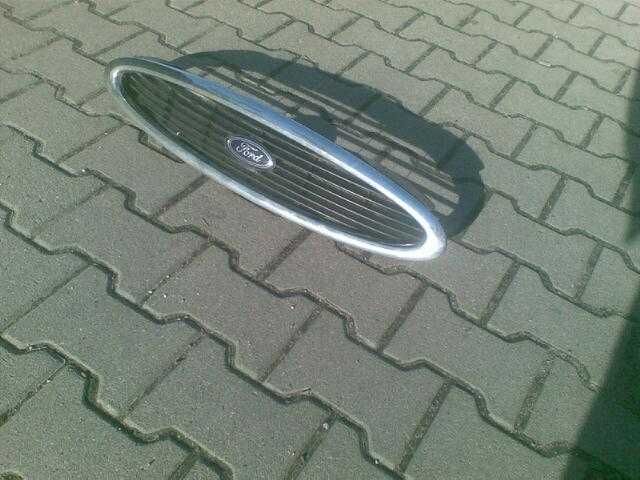 Lusterka, tylne lampy i przedni grill Ford Mondeo MK2