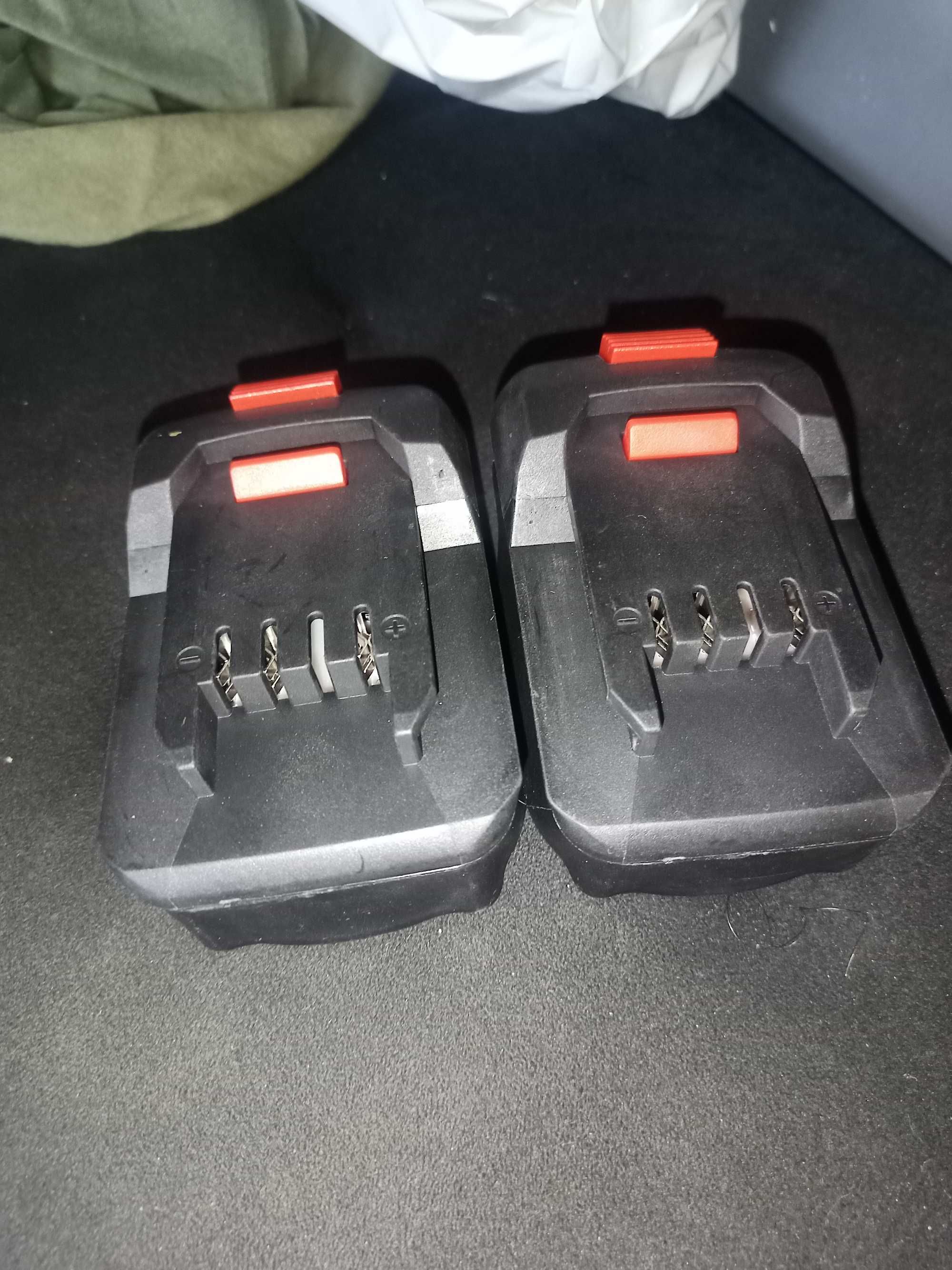 Przejściówka, adapter,  z akumulatorów Makita do narzędzia parkside