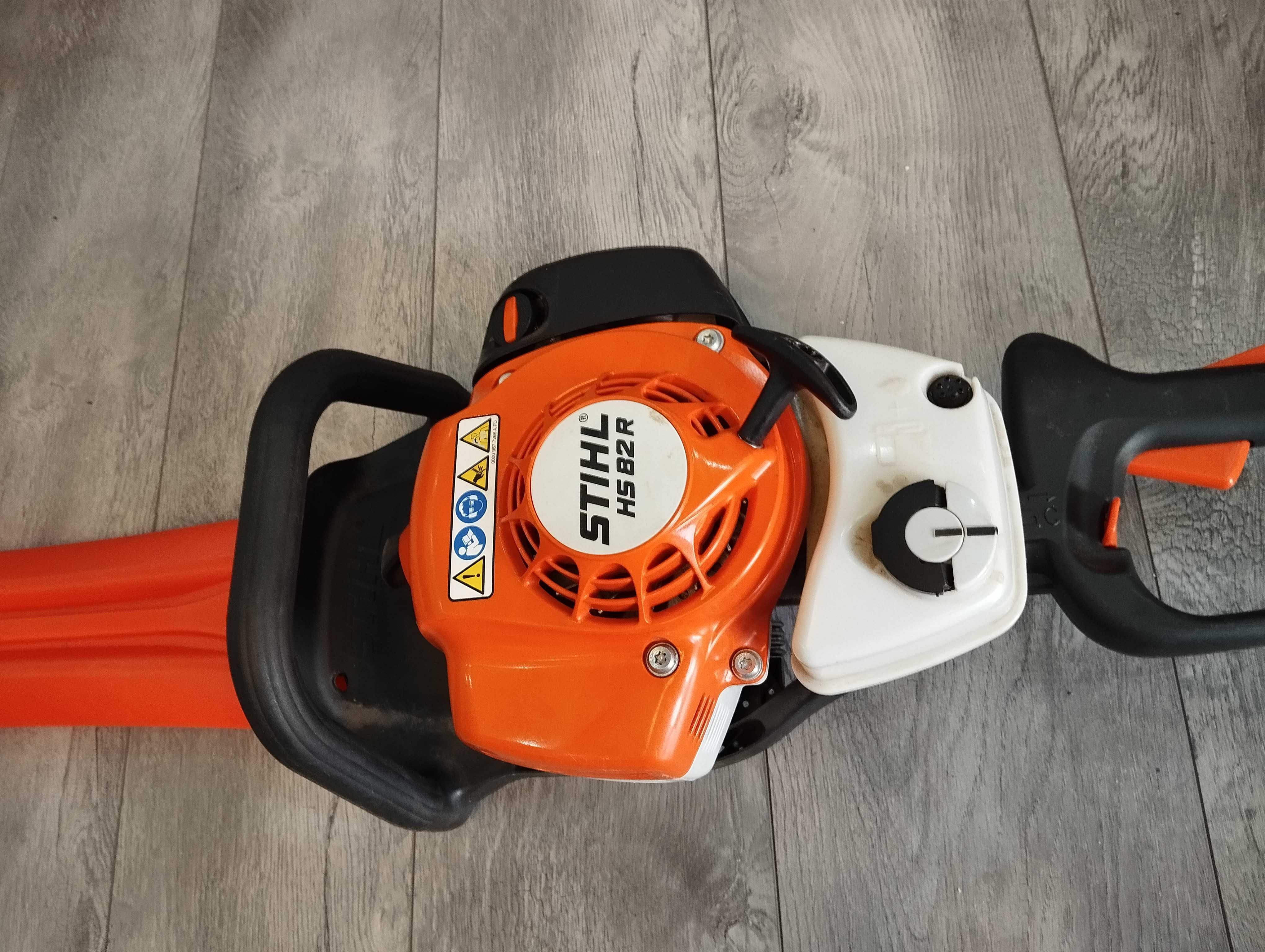 Nożyce spalinowe do żywopłotu STIHL HS 82 R