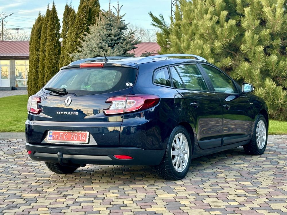 Рено Меган 3 універсал 1.6 БЕНЗИН 115 к.с. Renault Megane 3 GrandTour