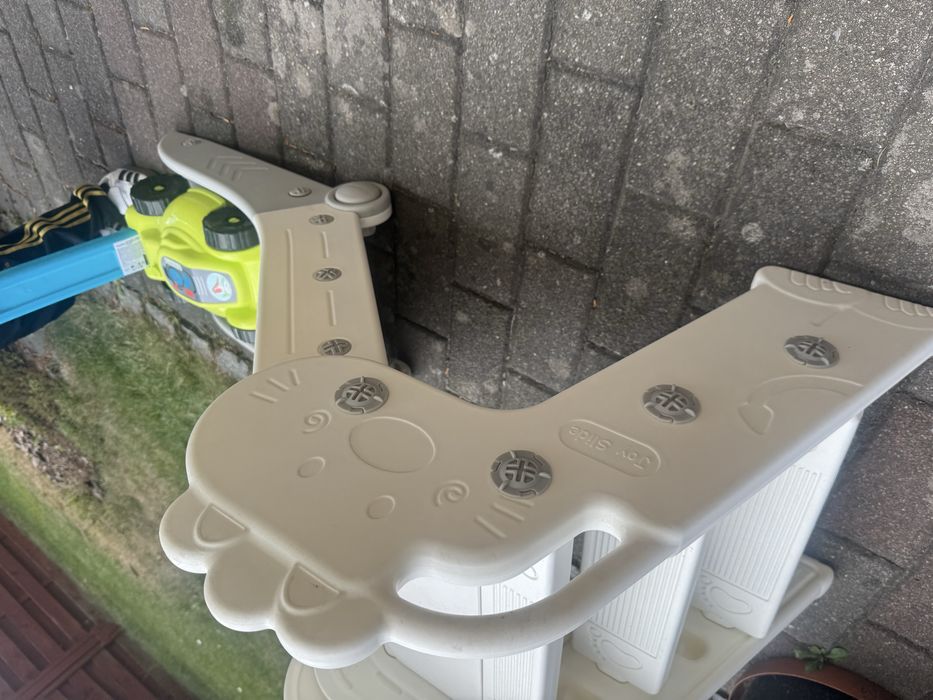 Zjezdzalnia dla maluchow skladana do domu / na ogrod