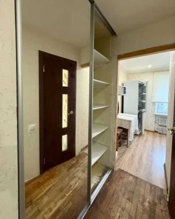 2 кім в ЦЕГЛІ середній поверх район ЛЕСІ УКРАІНКИ (ПУШКІНА) (718565)