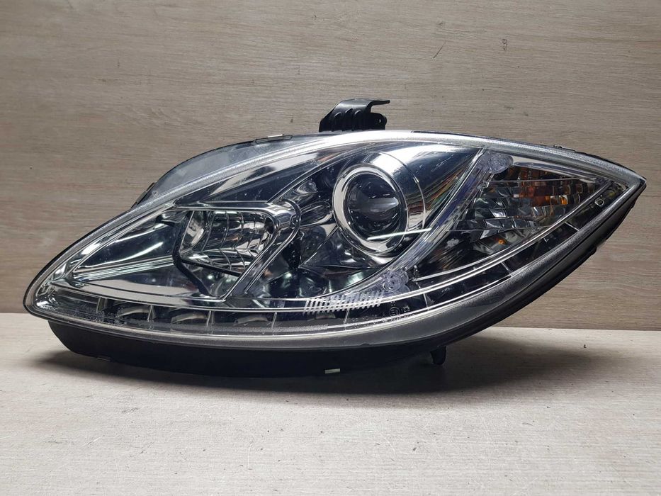 Фара ліва Seat Toledo 3 (Altea) 2004-2009p.тюнінг LED (SONAR) Європа