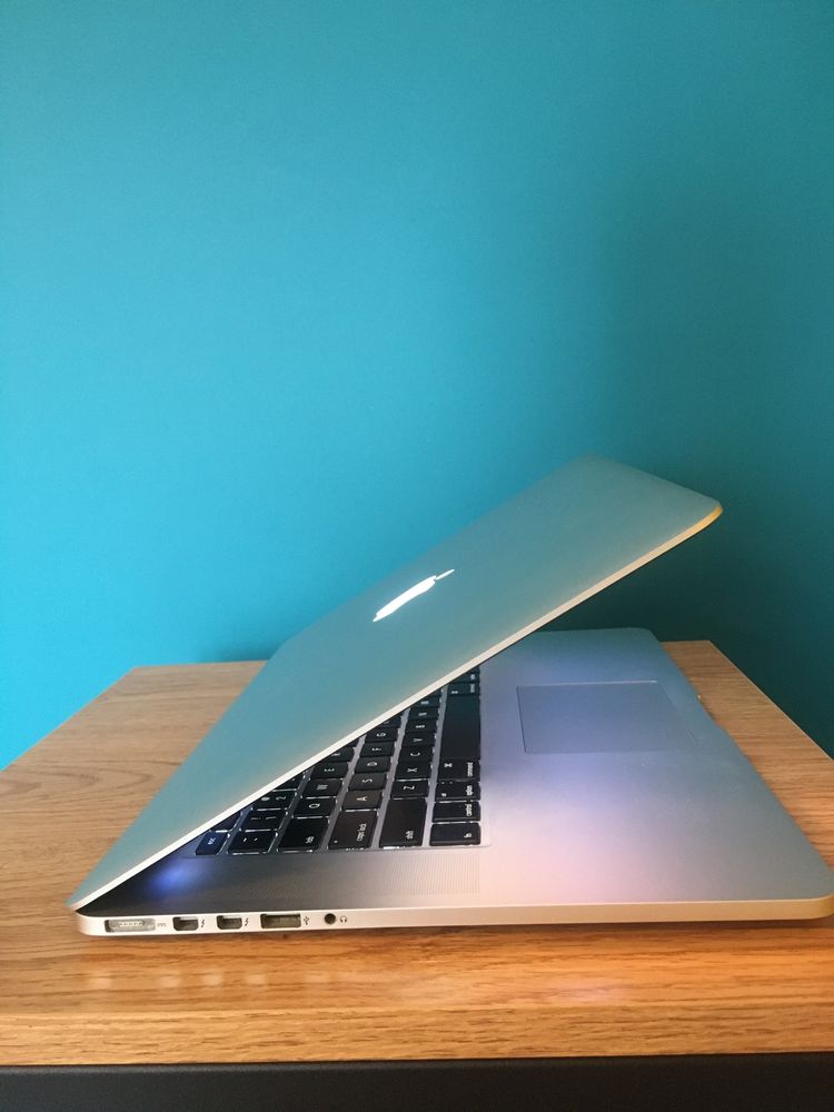 MacBook Pro 15’ i7