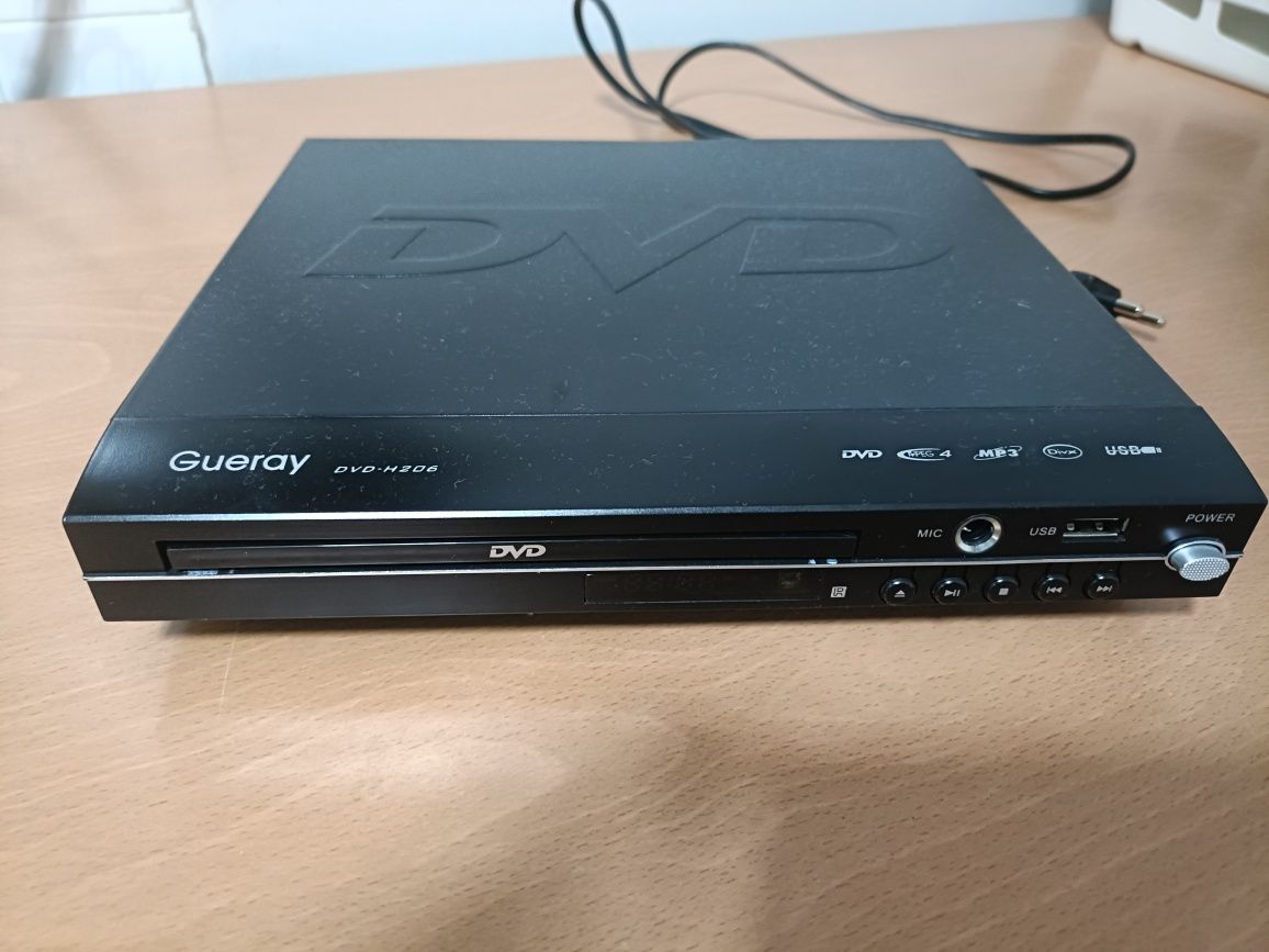Leitor DVD e DivX Gueray