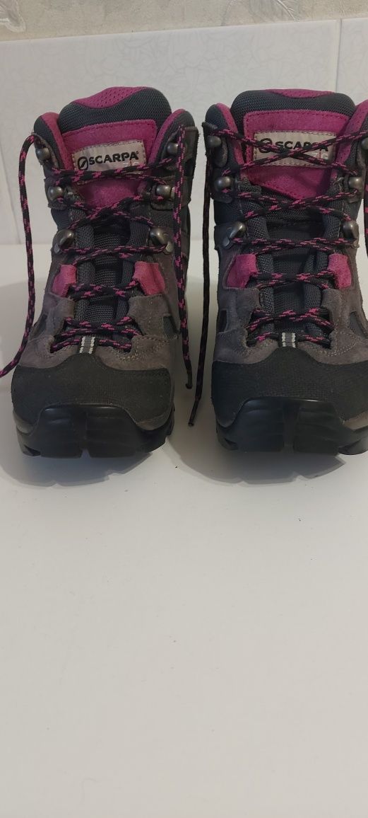 Трекинговые ботинки SCARPA