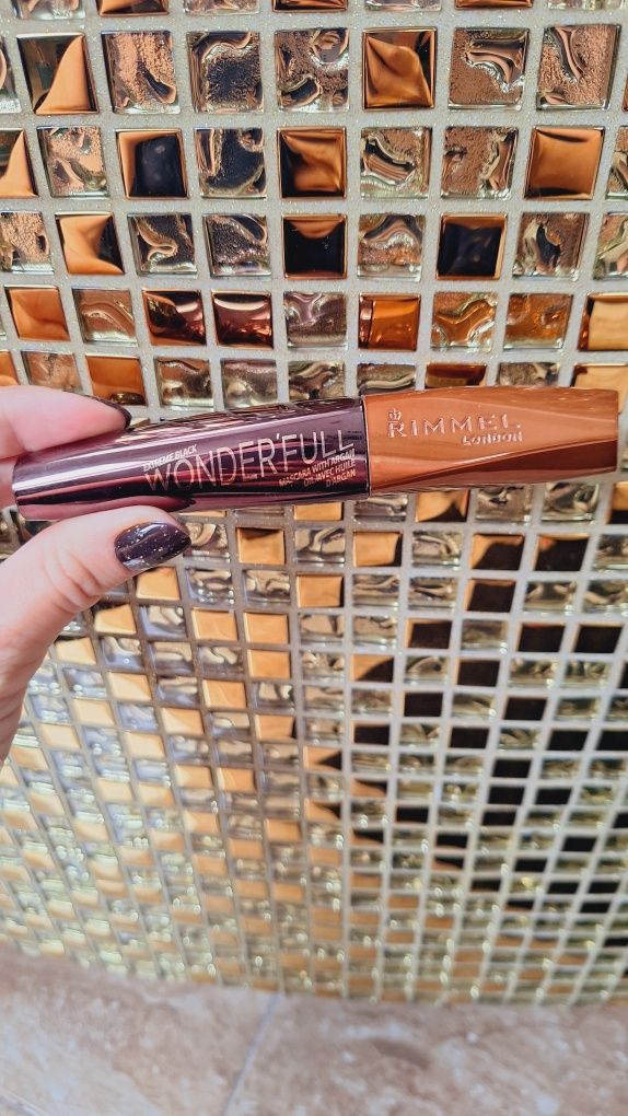 Tusz do rzęs Rimmel Wonderfull Extreme Black