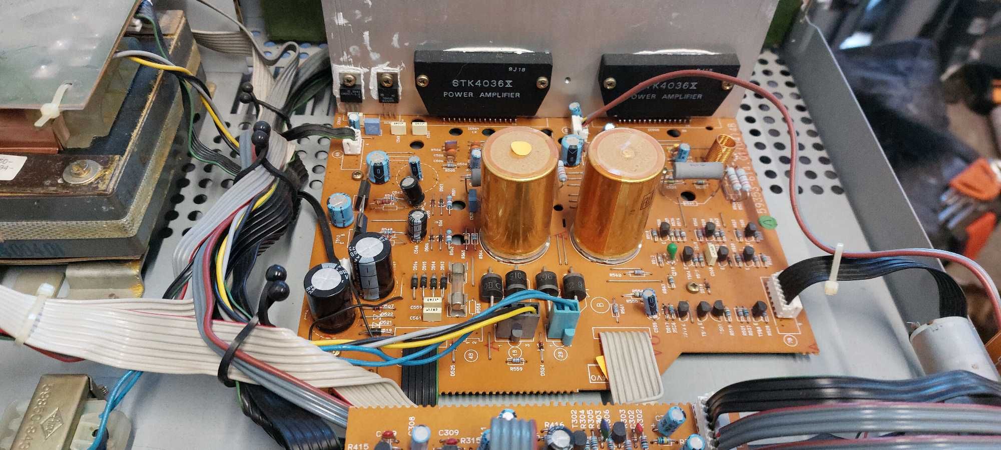 Rotel RX-304 amplituner VINTAGE