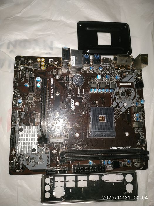 Материнська плата MSI B450M-A Pro Max.