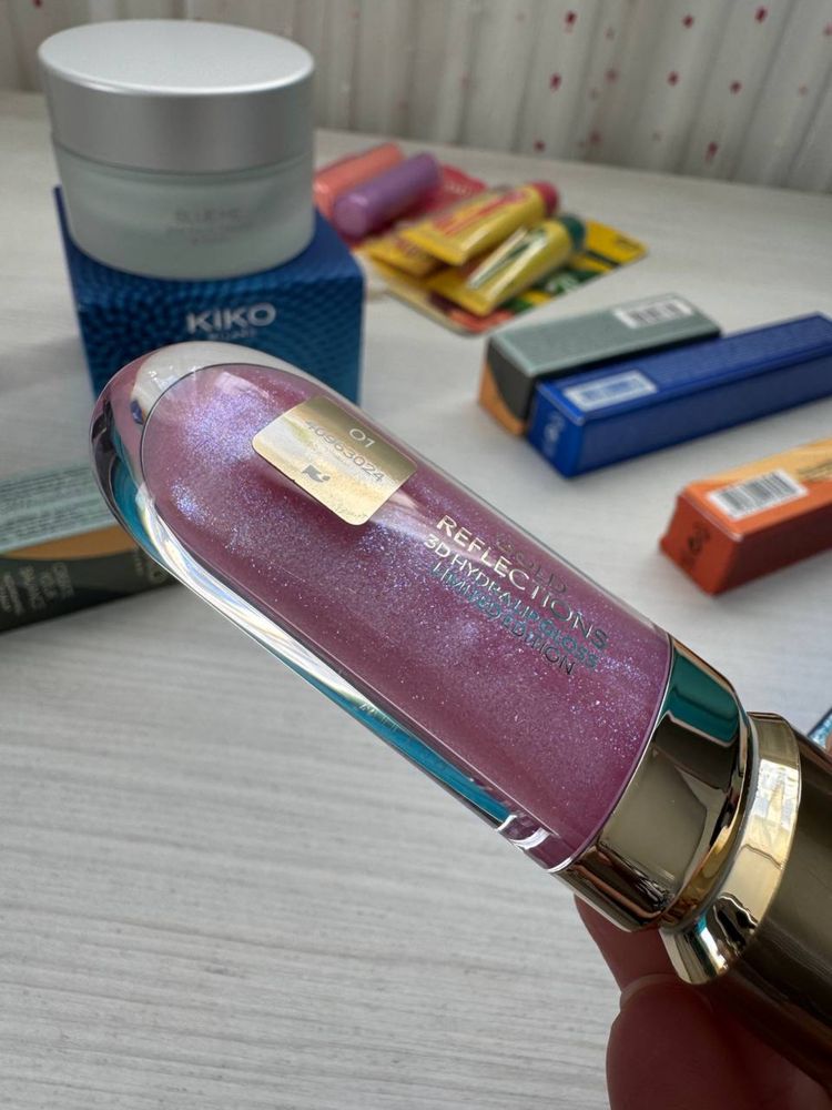 Kiko Зволожуючий блиск для губ