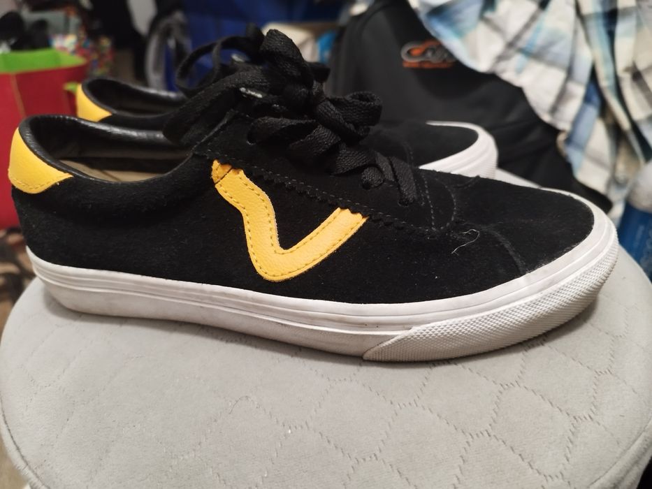 Buty Vans zamszowe