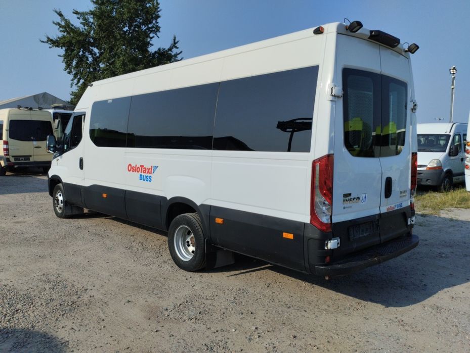 Iveco daily 50c17, autobus 20 osób,winda dla niepełnosprawnych