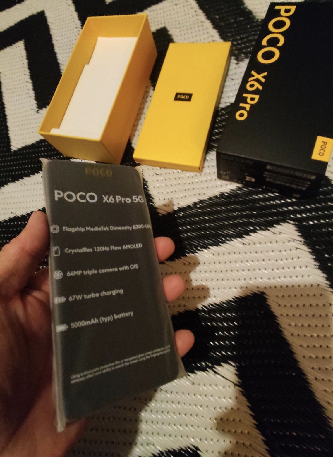 Poco X6 Pro 5G 6"67 1.5K Ecrã OLED 67Watts 5000 mAh