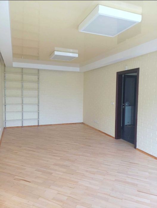 3-х кімнатна квартира Л. Українки