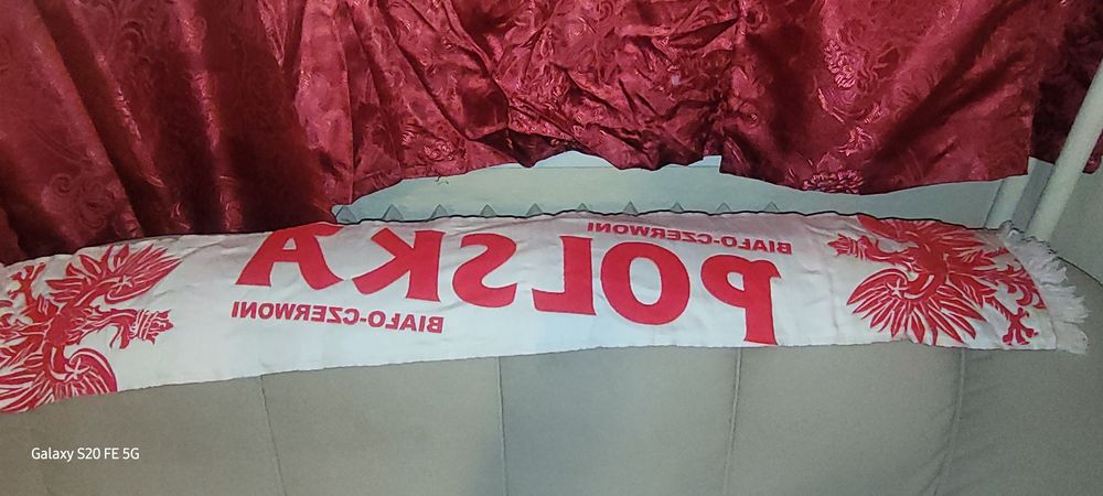 Szalik Polski w idealnym stanie