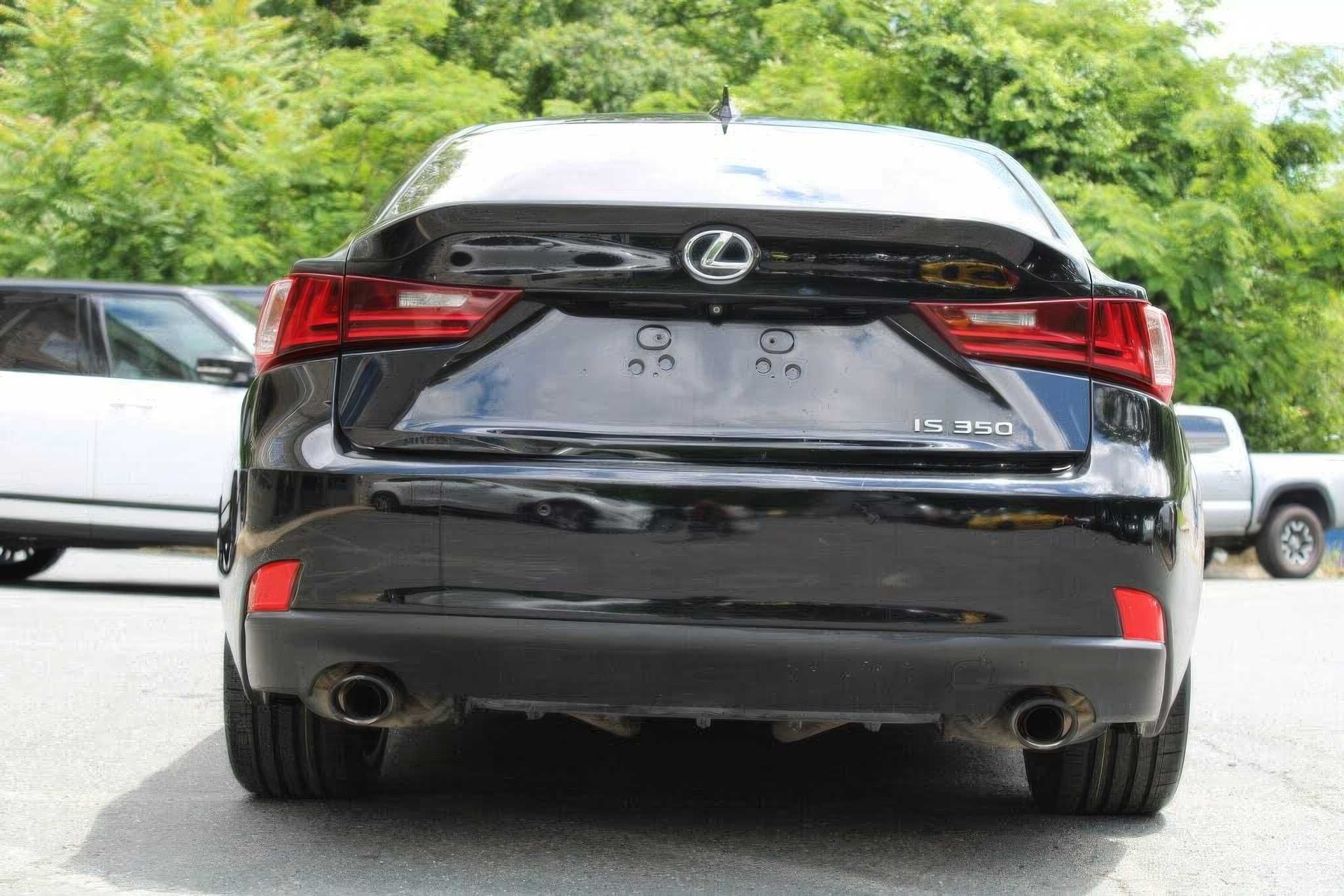 2015 Lexus IS 350 Sedan