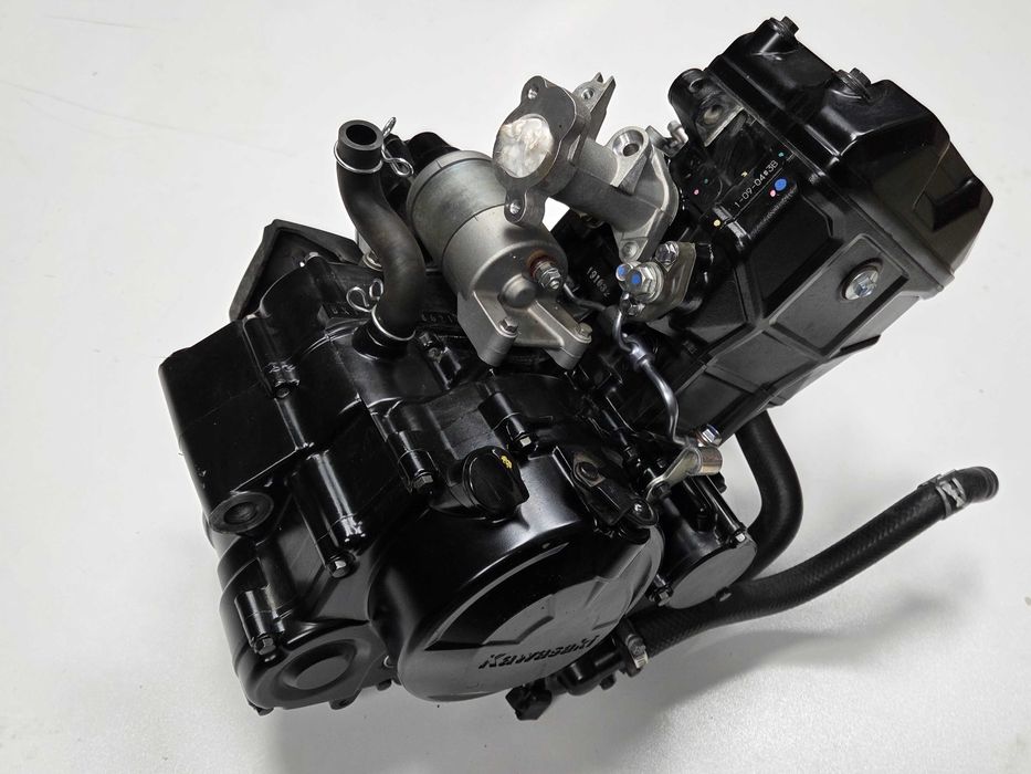 Silnik engine kompletny Kawasaki Z125 Z Ninja 125 rok 19-24