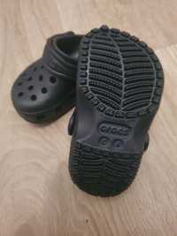 Crocs numero 19 azuis escuros