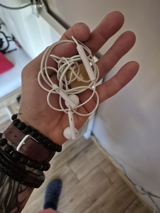 IPod Shuffle złoty