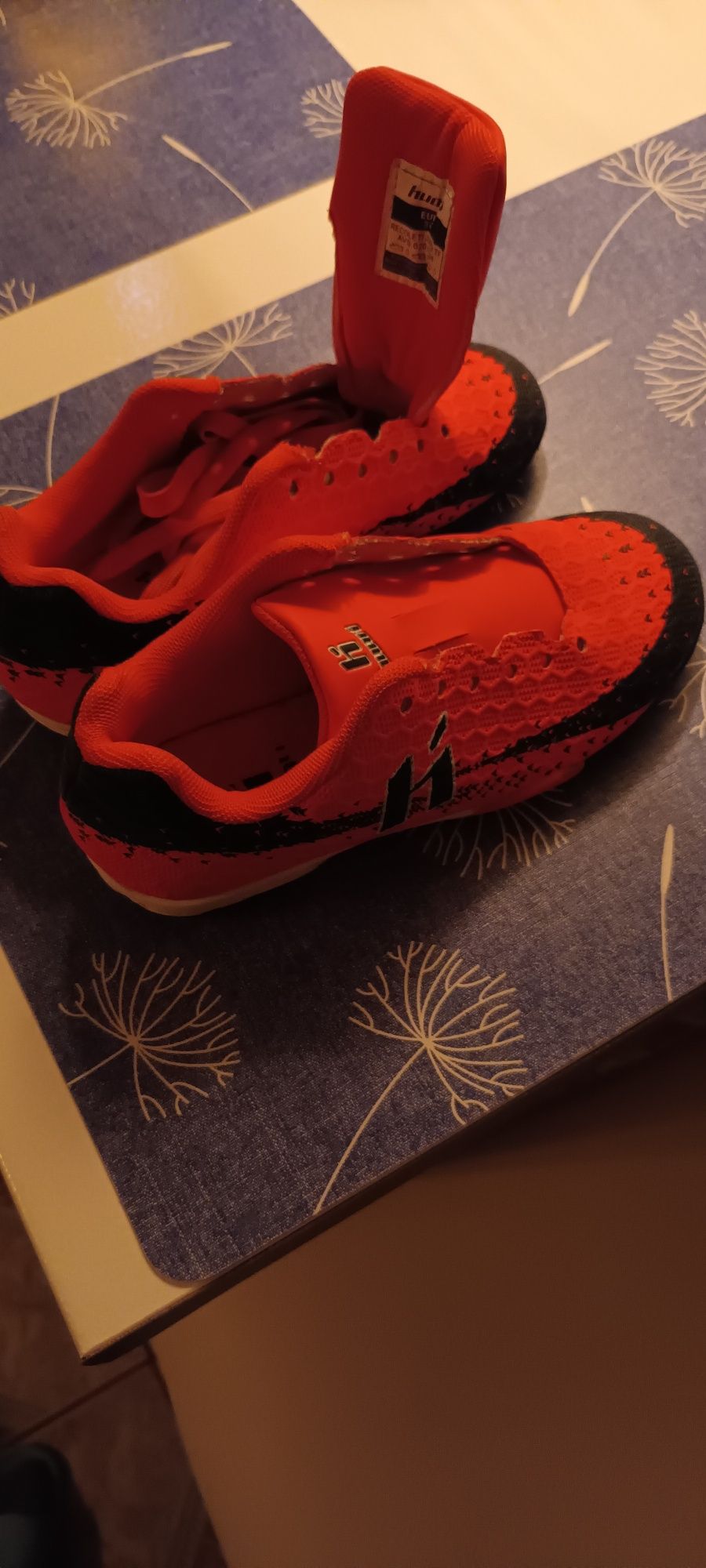 Sprzedam sportowe adidasy