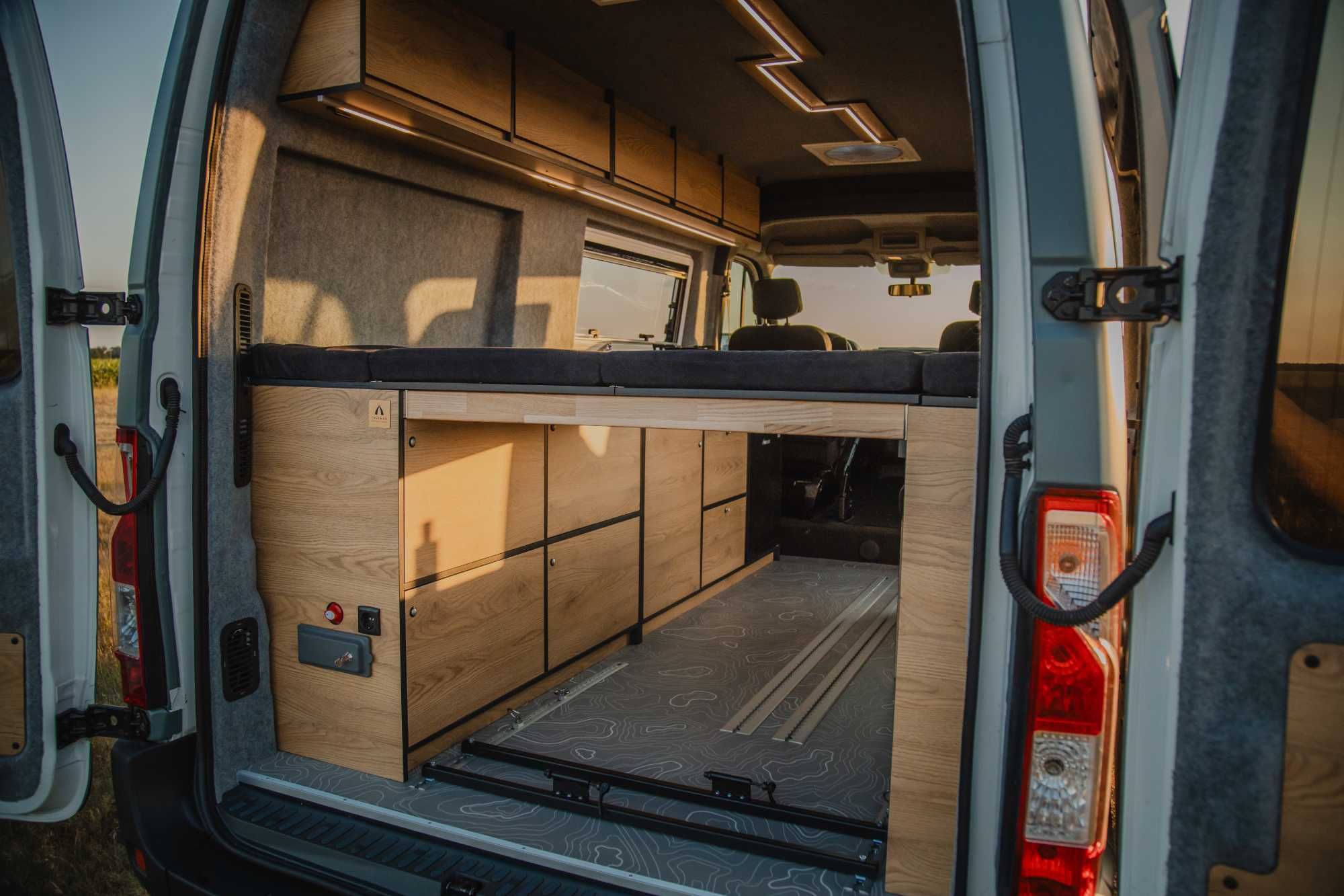 Wynajem Campervana - Caveman Rent na Twoje wymarzone wakacje!