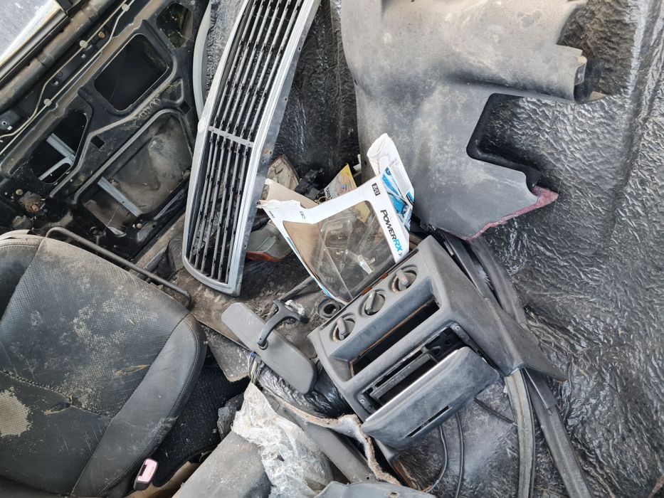 Двери мерседес 190 w201