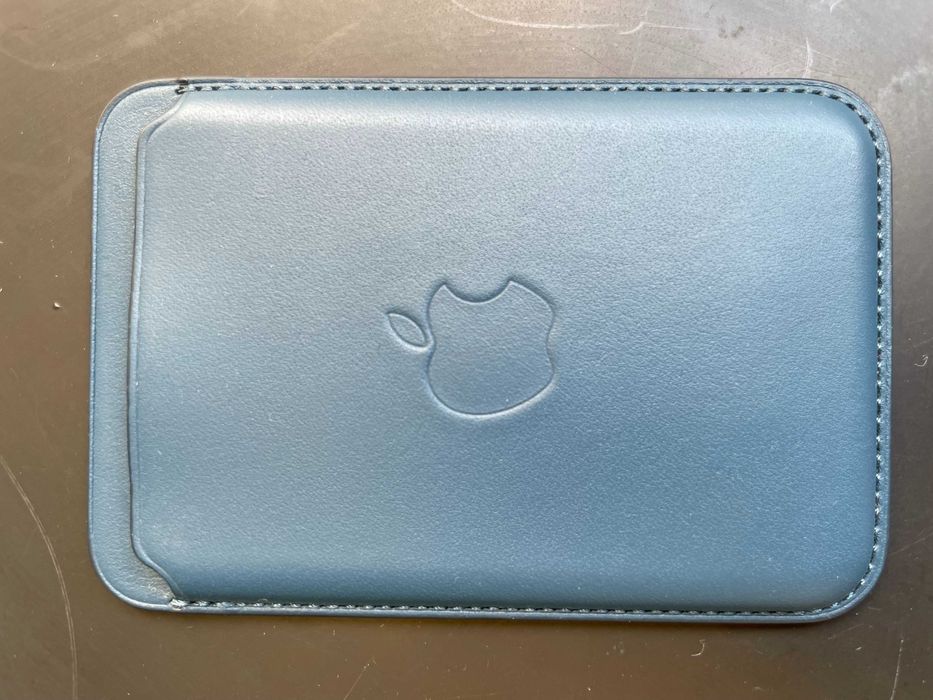 APPLE iPHONE LEATHER WALLET - MAGSAFE