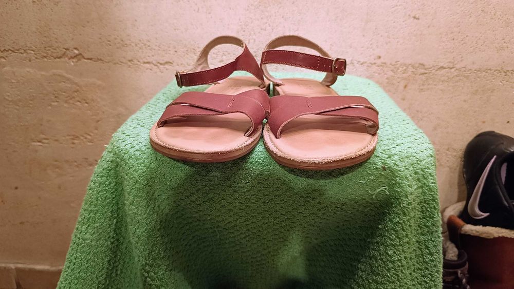 Damskie sandały TIMBERLAND EK HARBORVIEW Y-STRAP r.40,5 skóra stan bdb