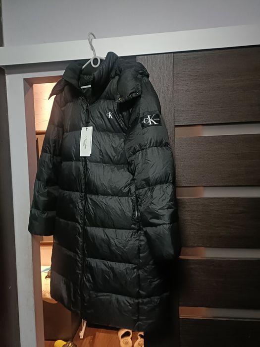 Nowy płaszcz Calvin Klein