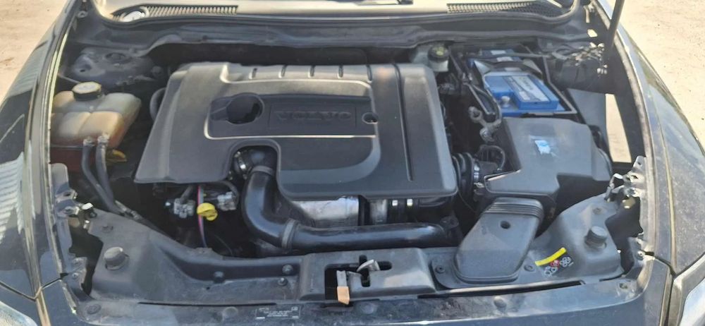 VOLVO V50 1,6D hdi 109KM silnik