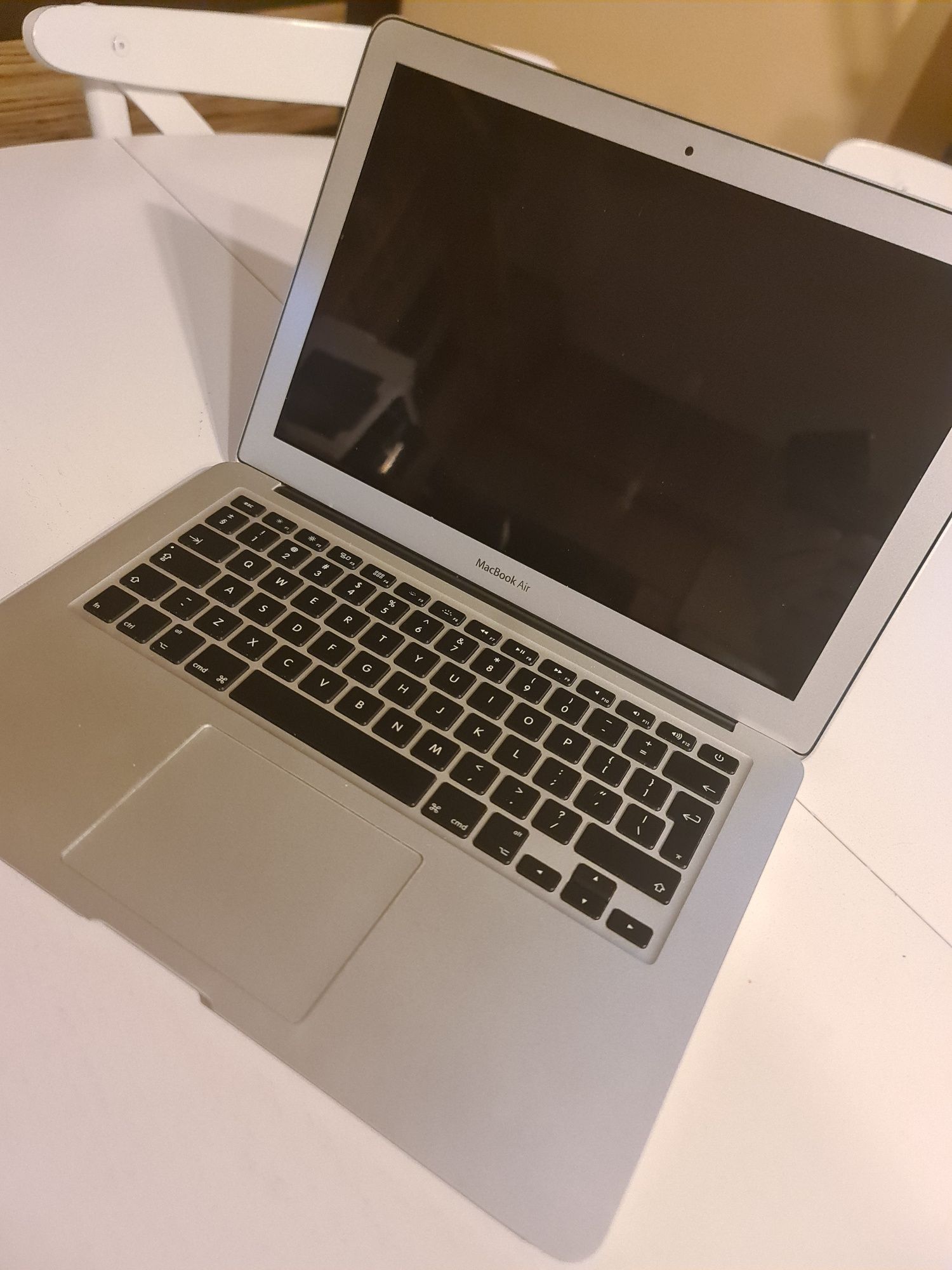 Sprzedam Macbook Air 13