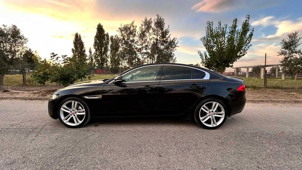 Jaguar XE 2.0 163 Cv 2017