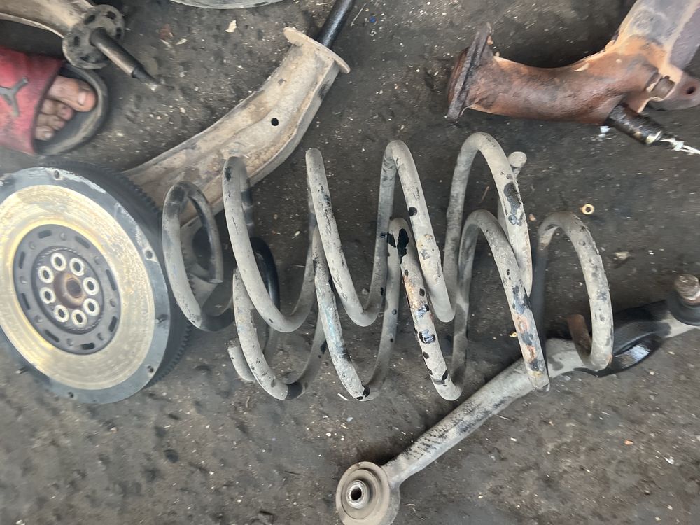 Передняя пружина Ауди а6 с4 audi a6 c4