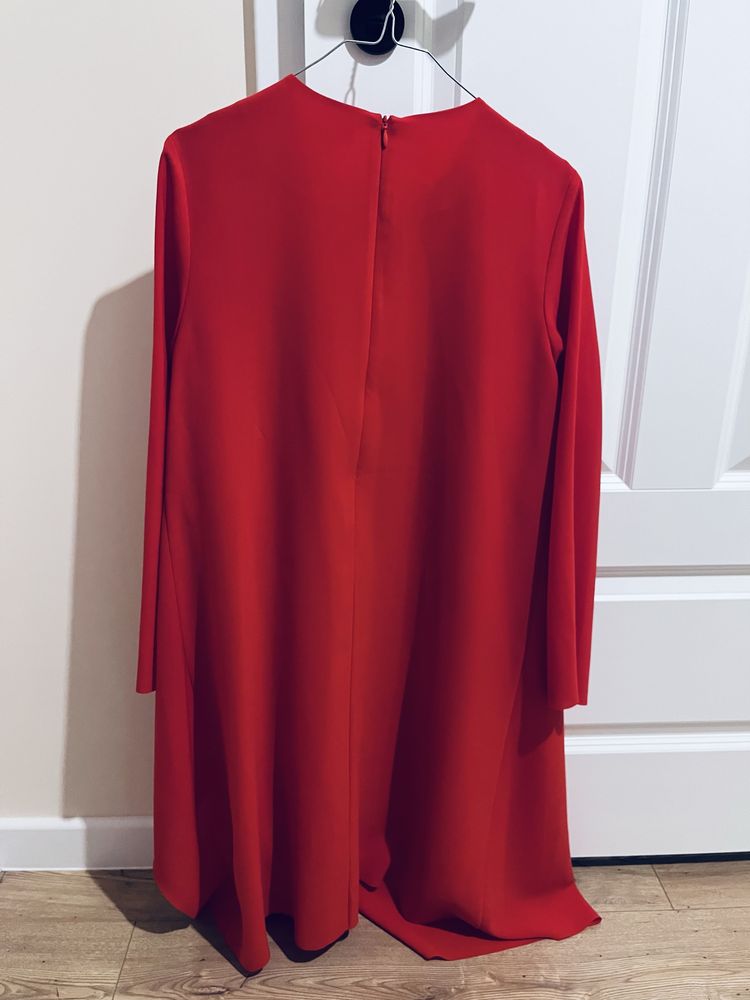 Czerwona sukienka COS 36