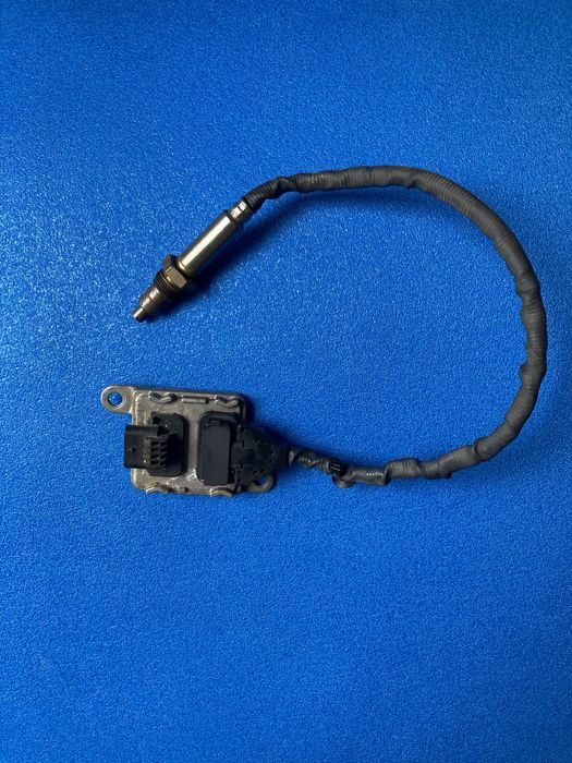 Датчик оксидів азоту nox