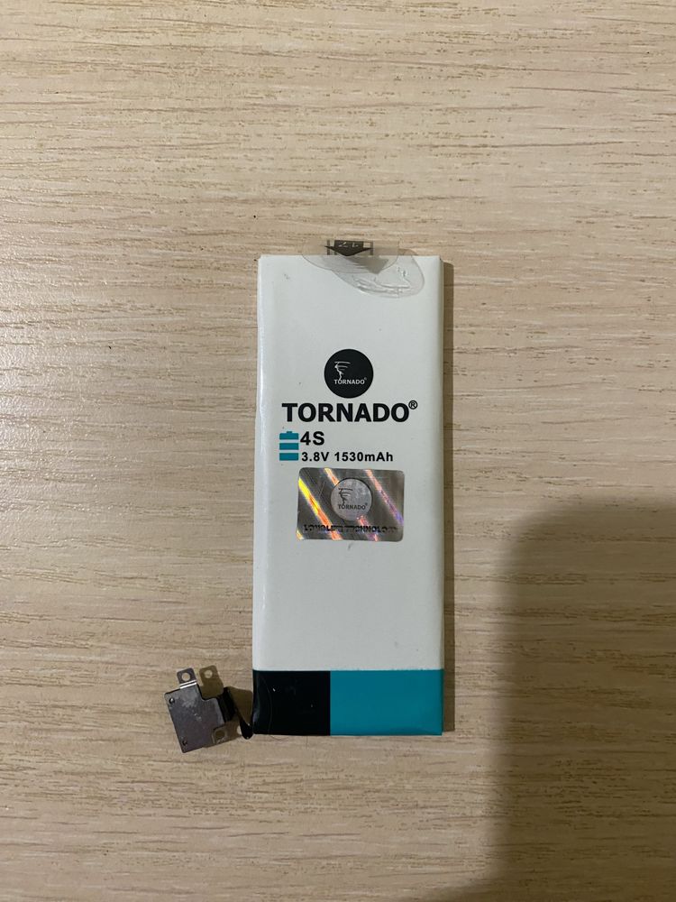 Продам Акумолятор IPhone 4s Tornado б/у