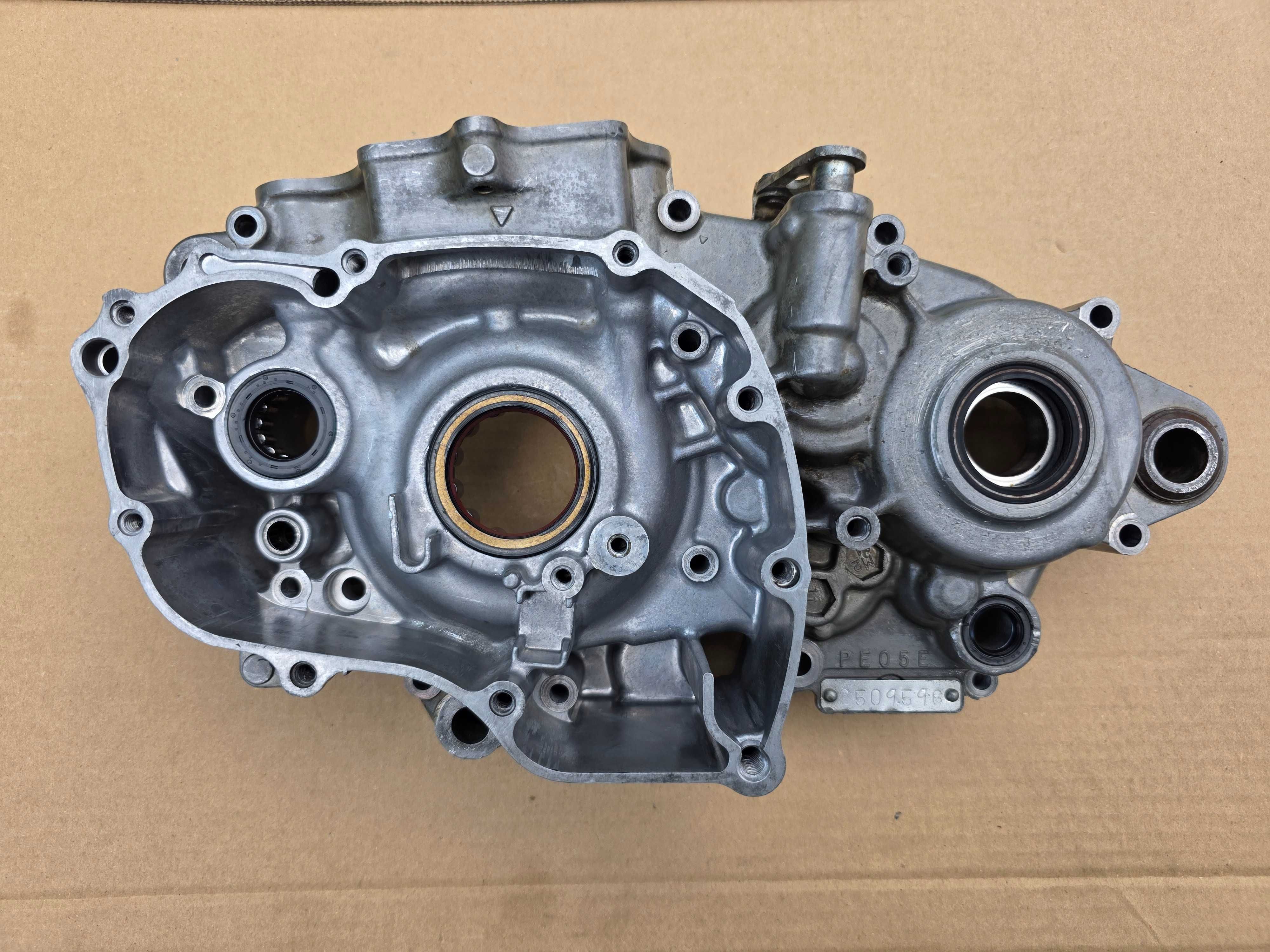 Kartery obudowa silnika Honda CRF 450 r. 02-08 OEM