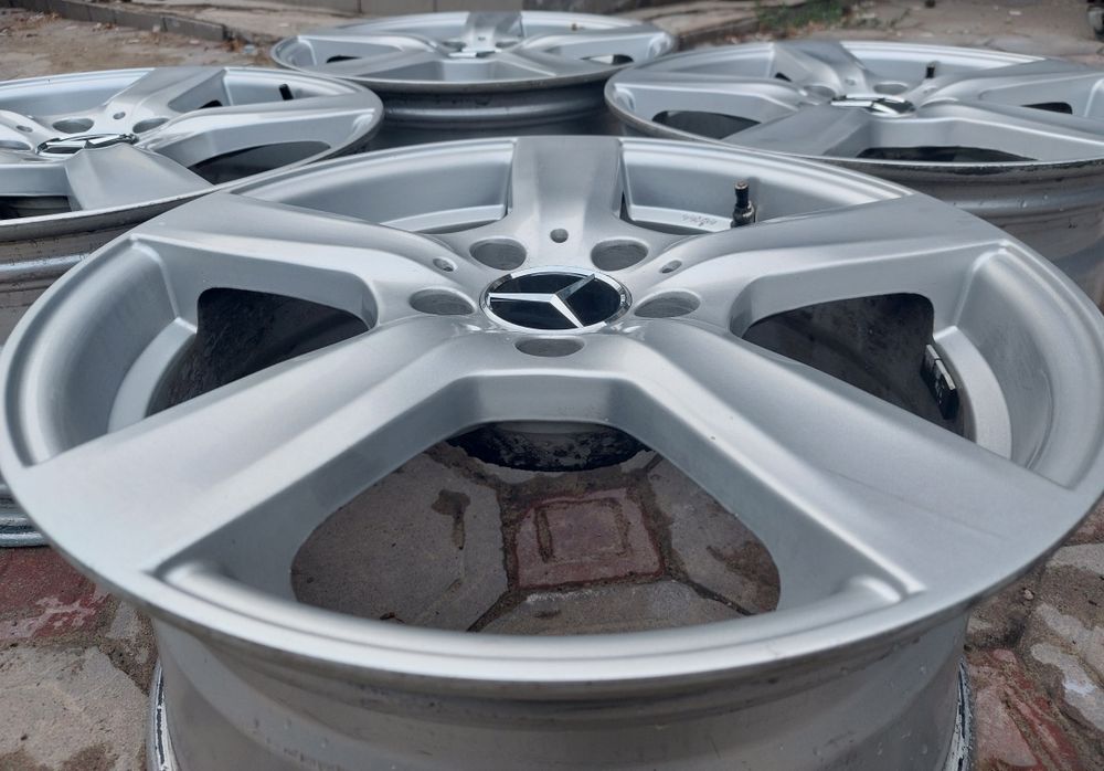 5 112 R17 Mercedes Benz Vito Viano E-Cass C-Class A-Class Gl ML