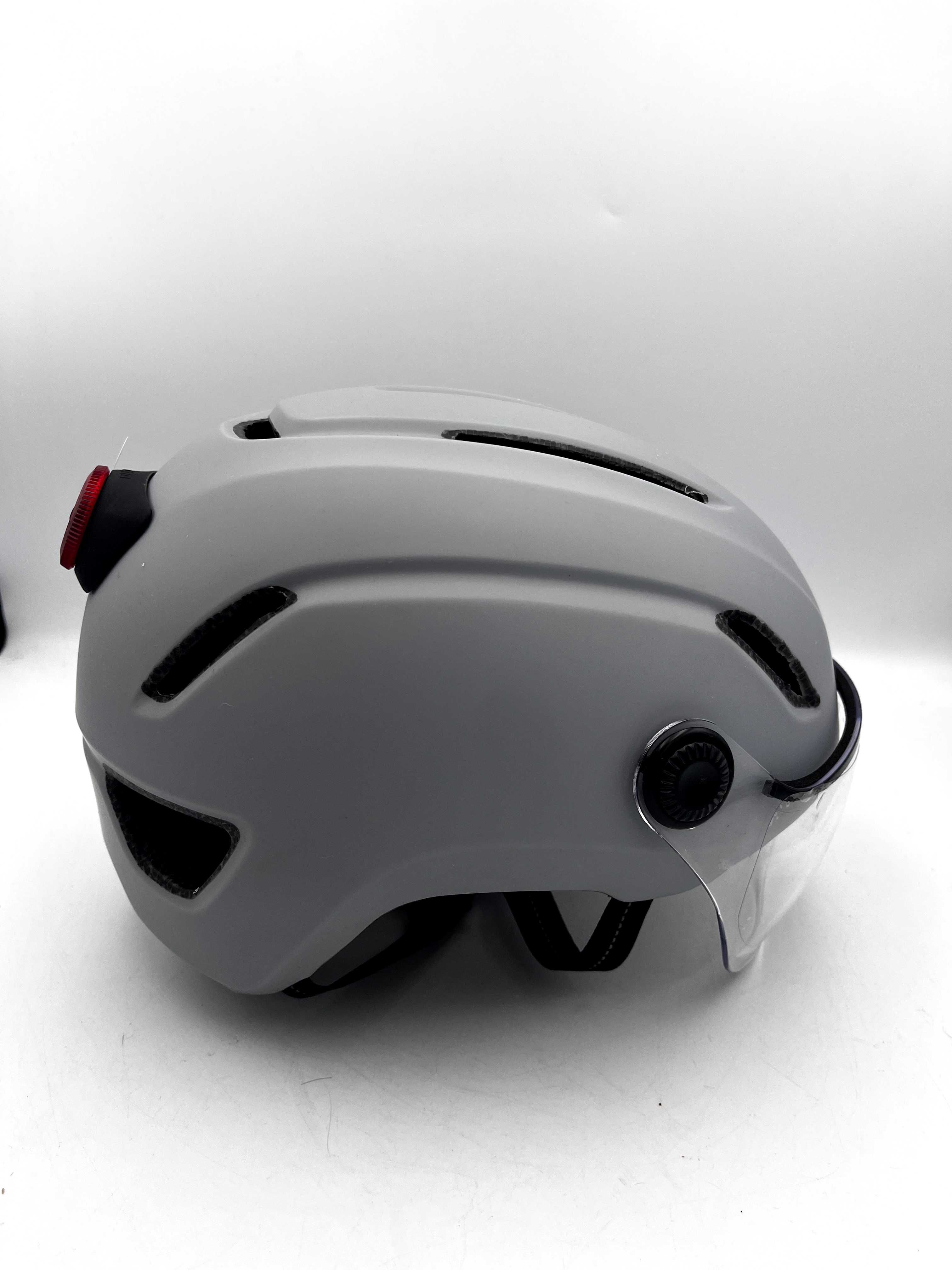 Powystawowy Kask Rowerowy Giro Evoke Mips r. M (55-59cm)