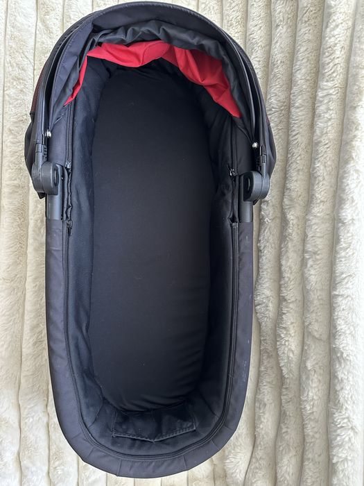 Cybex balios s lux ferrari