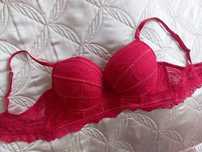 Biustonosz czerwony 85D - elegancki, push up