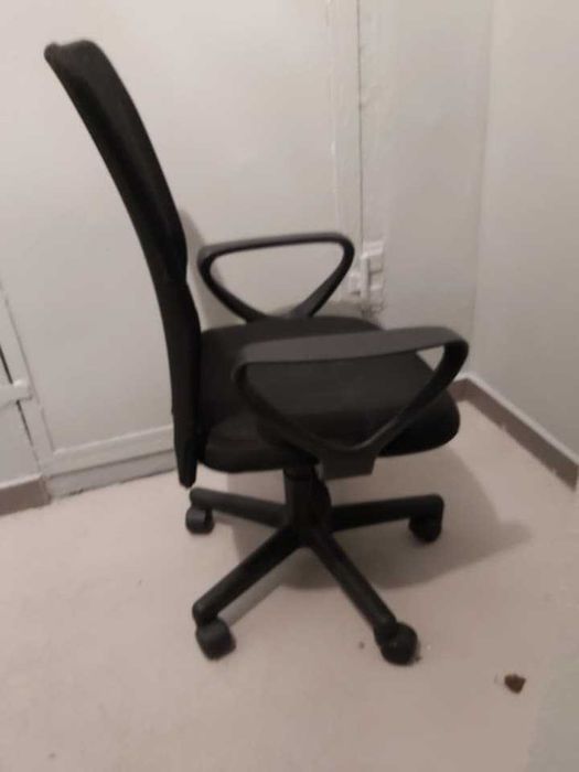 krzesło biurowe obrotowe sprawne , fotel biurowy