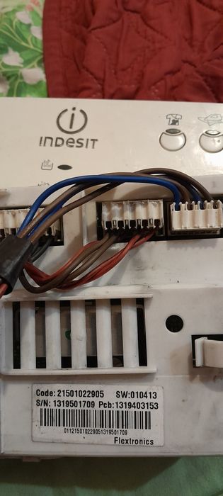 Плата управления для стиральной машины Indesit WISL103