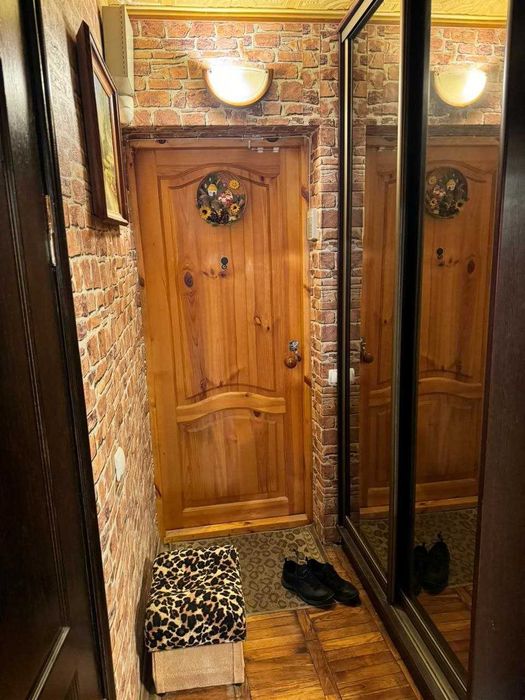 Оренда м Лук'янівська вул Довнар Запольського 6 !