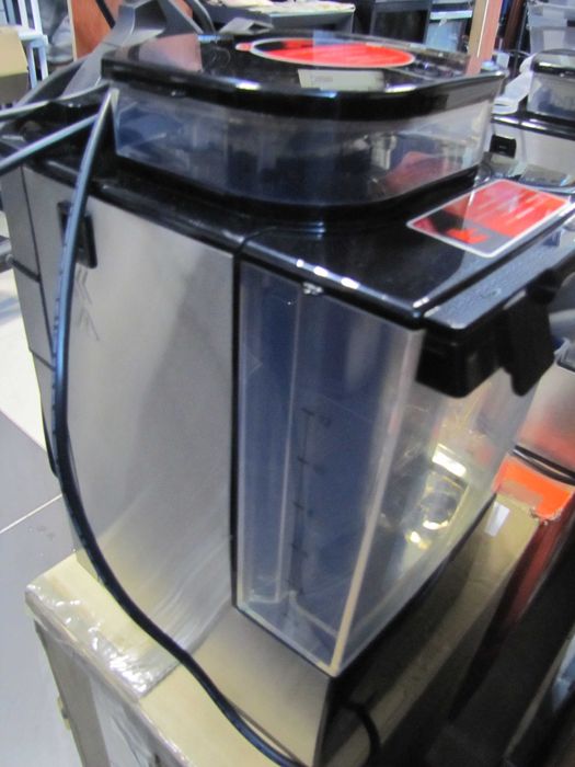 Ekspres do kawy z młynkiem na kawę ziarnistą stal Klarstein Aromatica