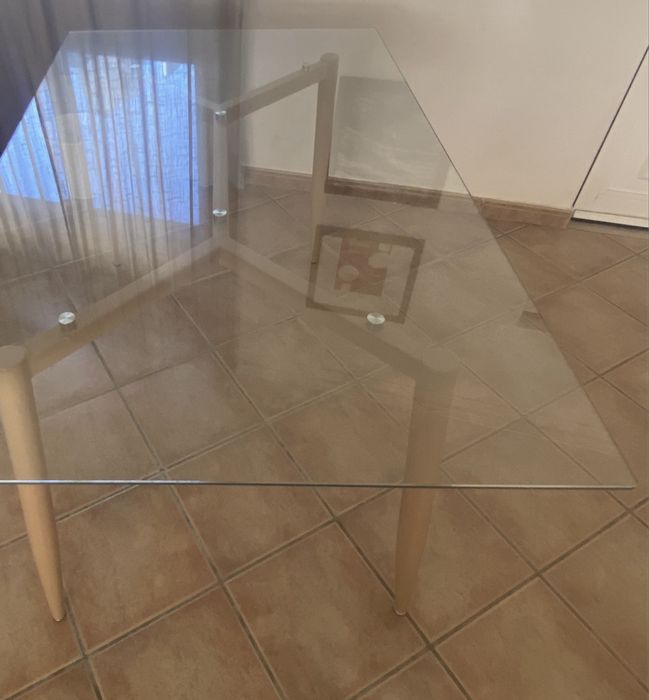 Mesa secretária de vidro