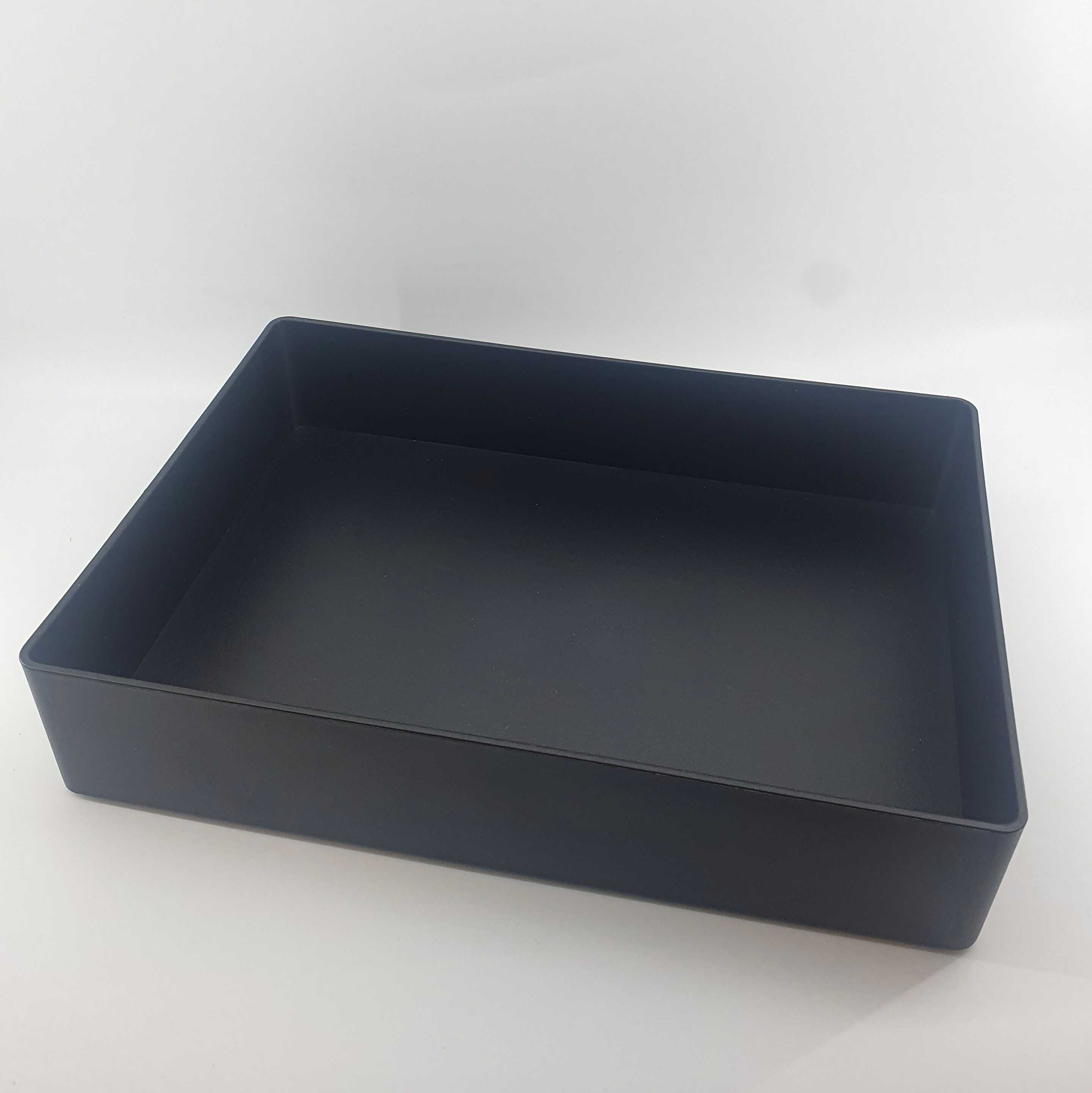 Czarny pojemnik pudełko basic 24x17x4,5 pk