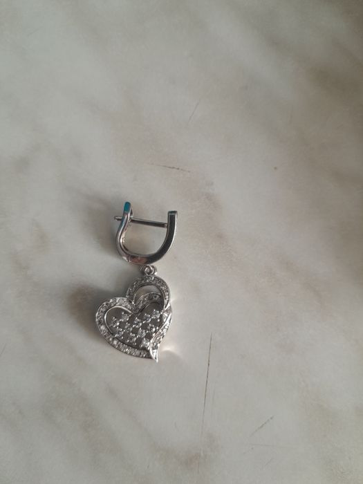 Продам нові срібні сережки