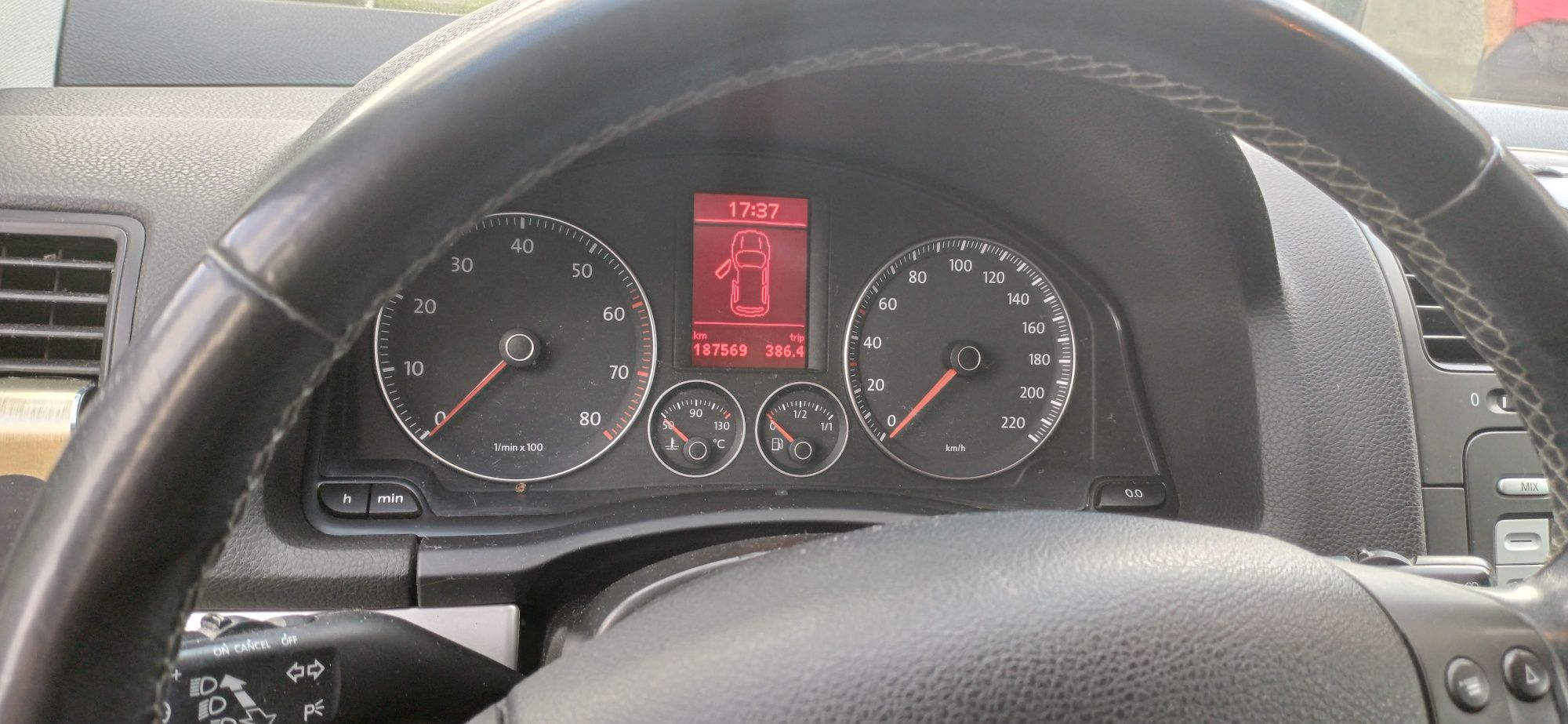 Volkswagen Golf V
